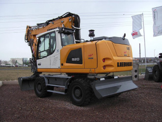 Liebherr A 920 Litronic Mobilbagger rent