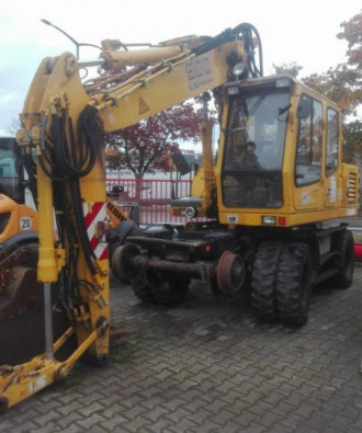 Zweiwegebagger gebraucht LIEBHERR A 900 ZW mieten