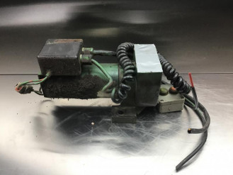 Liebherr Betankungspumpe 10018851 Ersatzteil - Kraftstofftank rent