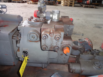 Liebherr LMV100 9886614 Ersatzteil - Fahrmotor mieten