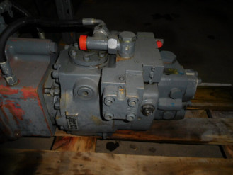 Liebherr LMV100 9886614 Ersatzteil - Fahrmotor mieten