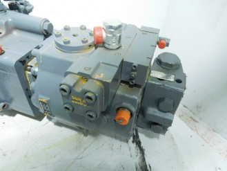 Liebherr LMV100 9886614 Ersatzteil - Fahrmotor mieten