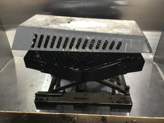 Liebherr Motorhaube 10061014 Ersatzteil - Motorhaube mieten