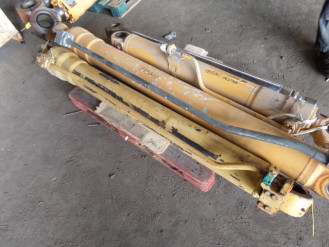 Liebherr Zylinder 9162087 Ersatzteil - Hubzylinder rent