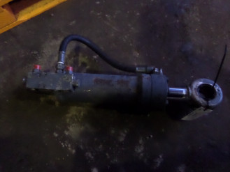 Liebherr Zylinder 9239189 Ersatzteil - Ausleger-Zylinder/ Planierschild-Zylinder rent