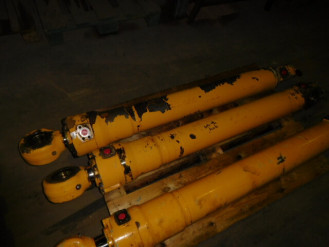 Liebherr Zylinder 9227051 Ersatzteil - Stielzylinder rent