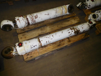 Liebherr Zylinder 9227051 Ersatzteil - Stielzylinder rent