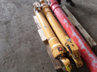 Liebherr Zylinder 9227051 Ersatzteil - Stielzylinder rent