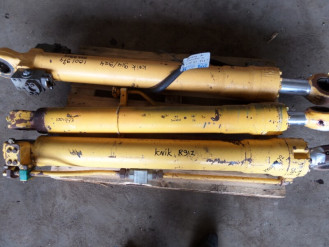 Liebherr Zylinder 9227048 Ersatzteil - Hubzylinder rent