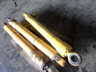 Liebherr Zylinder 9239384 Ersatzteil - Stielzylinder rent