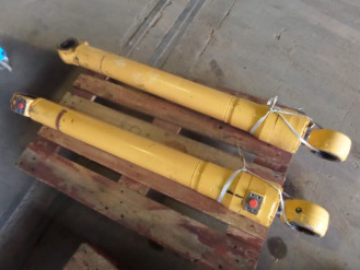 Liebherr Zylinder 9236716 Ersatzteil - Hubzylinder rent