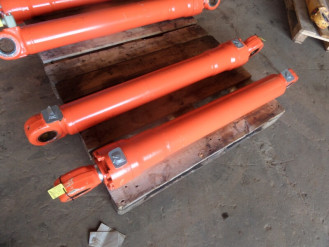 Liebherr Zylinder 9284408 Ersatzteil - Hubzylinder rent