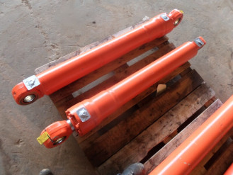 Liebherr Zylinder 9284408 Ersatzteil - Hubzylinder rent