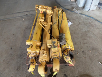 Liebherr Zylinder 9232892 Ersatzteil - Stielzylinder rent