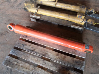 Liebherr Zylinder 9954397 Ersatzteil - Schaufelzylinder rent