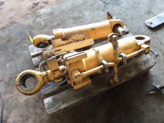 Liebherr Zylinder 9902789 Ersatzteil - Tiltzylinder rent