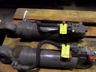 Liebherr Zylinder 9238968 Ersatzteil - Ausleger-Zylinder/ Planierschild-Zylinder rent