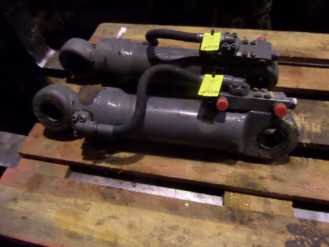 Liebherr Zylinder 9238968 Ersatzteil - Ausleger-Zylinder/ Planierschild-Zylinder rent