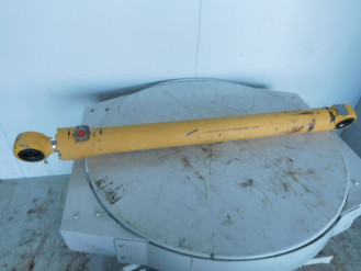 Liebherr Zylinder 9902304 Ersatzteil - Hubzylinder rent