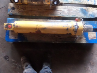 Liebherr Zylinder 9231691 Ersatzteil - Hubzylinder rent