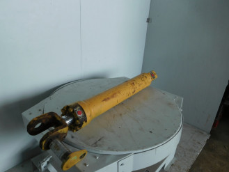 Liebherr Zylinder 9922148 Ersatzteil - Hubzylinder rent