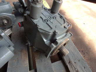 Linde BPV070 5800321 Ersatzteil - Fahrpumpe mieten