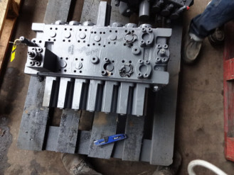 Liebherr Ventilblock 5006662 Ersatzteil - Ventilblock mieten