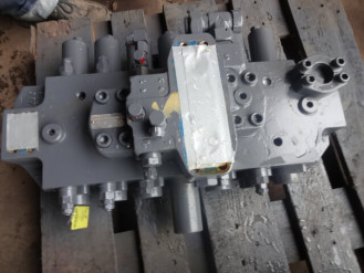 Liebherr Valveblock  5006663 Ersatzteil - Ventilblock mieten