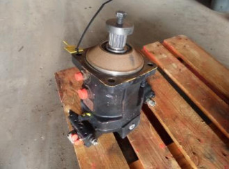 Liebherr Fahrmotor 5716890 Ersatzteil - Fahrmotor mieten