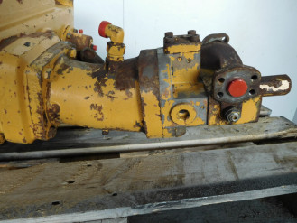 Liebherr Fahrmotor 5004622 Ersatzteil - Fahrmotor mieten