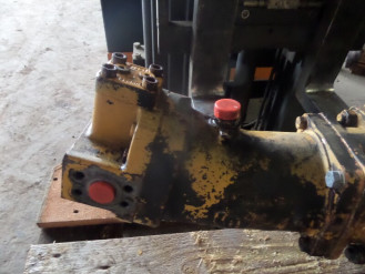 Liebherr Fahrmotor 5006484 Ersatzteil - Fahrmotor mieten