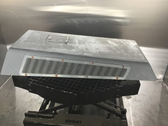 Liebherr Motorhaube 10061014 Ersatzteil - Motorhaube mieten