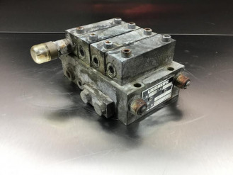 Liebherr Verteilungsblock 10037531 Ersatzteil - Ventil Steuerblock mieten