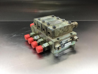 Liebherr Verteilungsblock 10295582 Ersatzteil - Ventil Steuerblock mieten