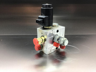 Liebherr Wegeventil 10288470 Ersatzteil - Wegeventil mieten