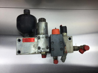 Liebherr Öl-Pilotventil 9813139 Ersatzteil - Ansteuerungsventil mieten