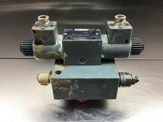 Rexroth Wegeventil 5007204 Ersatzteil - Wegeventil rent