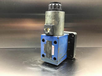 Rexroth Wegeventil 560426814 Ersatzteil - Wegeventil rent