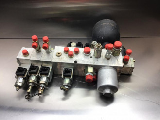 Liebherr Öl-Pilotventil 10042729 Ersatzteil - Ansteuerungsventil rent