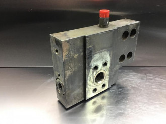 Liebherr Zwischenplatte 9988764 Ersatzteil - Sicherheitsventil rent