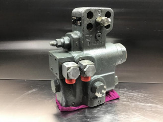 Liebherr Sicherheitsventil 10490672 Ersatzteil - Sicherheitsventil rent