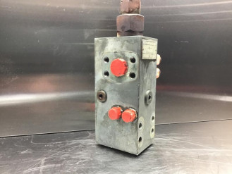 Liebherr Sicherheitsventil 7017725 Ersatzteil - Sicherheitsventil rent