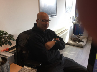 Liebherr Achsstabilisator 9247102 Ersatzteil - Pendelachs Zylinder mieten