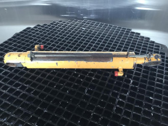 Liebherr Zylinder 5716610 Ersatzteil - Stielzylinder mieten