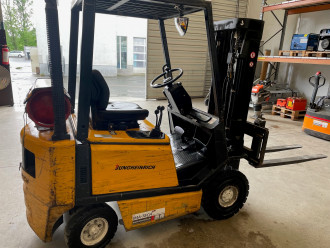 Gabelstapler Jungheinrich TFG16GE rent