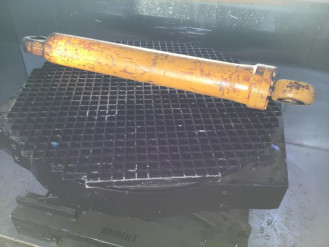 Liebherr Zylinder 9178671 Ersatzteil - Hubzylinder mieten