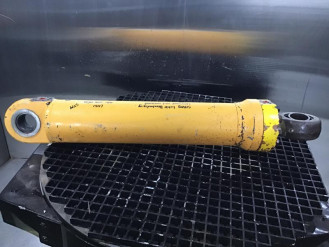 Liebherr Hubzylinder 9211646 Ersatzteil - Hubzylinder mieten