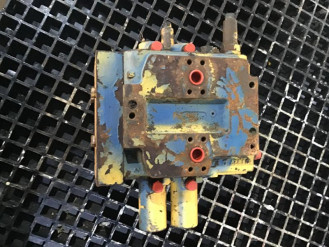 Liebherr Ventilblock 5801674 Ersatzteil - Ventilblock rent