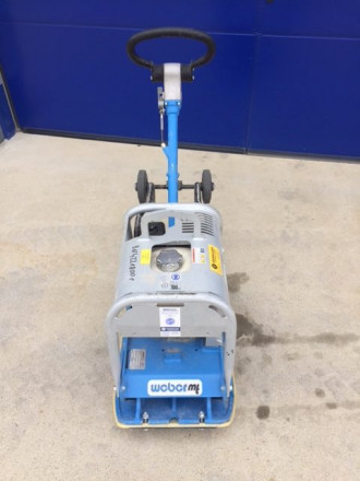 Weber Bodenverdichter CR2 rent