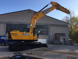 JCB Kettenbagger JS220LC rent